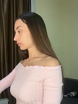 Snapshot of Polli_Kiss chatting on September 30, 2025, 2:45 pm Polli Kiss online show from September 30, 2025, 2:45 pm