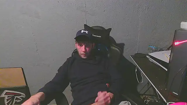 Snapshot of Superoz77 chatting on January 4, 2025, 3:40 am Superoz77 online show from January 4, 2025, 3:40 am