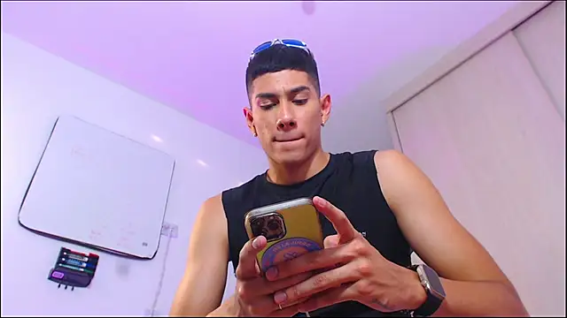 Valerio 20 online show from July 1, 2026, 10:43 pm