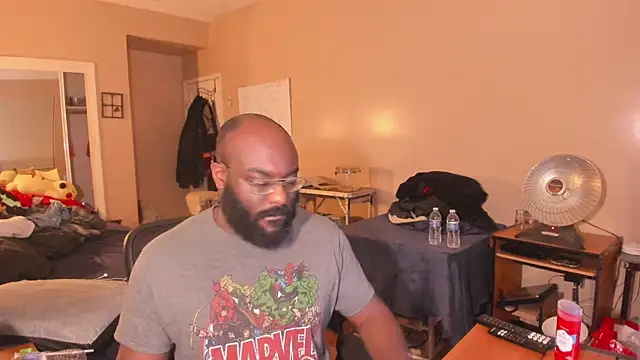 MrChuckDailyXXX online show from April 16, 2026, 3:18 am