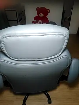 uniquechina69 online show from March 8, 2026, 9:51 pm