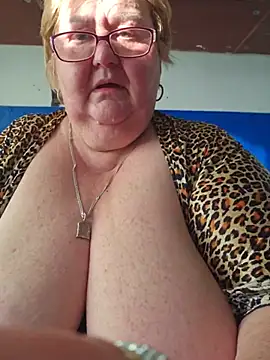 Snapshot of Awn290668 chatting on July 13, 2026, 4:17 pm Awn290668 online show from July 13, 2026, 4:17 pm