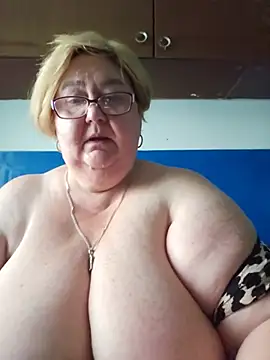 Snapshot of Awn290668 chatting on July 15, 2026, 2:51 am Awn290668 online show from July 15, 2026, 2:51 am