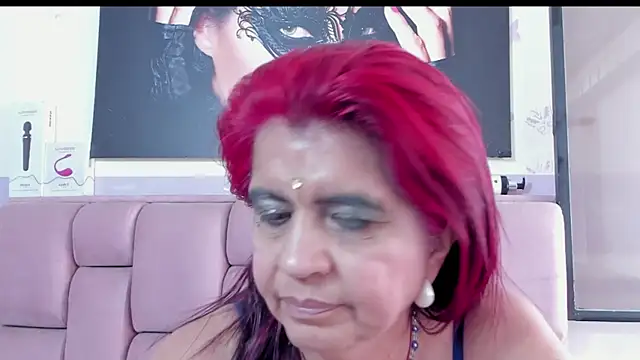 Snapshot of RoxetteMature chatting on March 16, 2025, 6:01 pm RoxetteMature online show from March 16, 2025, 6:01 pm