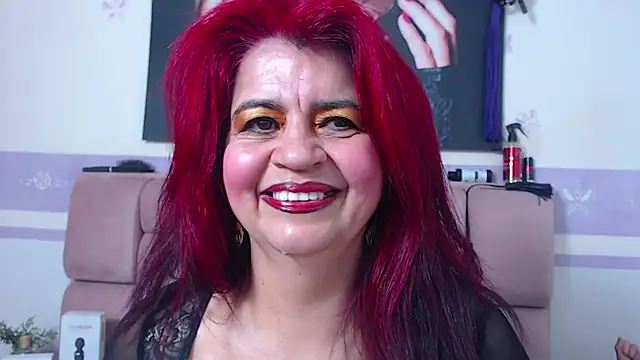 Snapshot of RoxetteMature chatting on September 27, 2025, 12:11 pm RoxetteMature online show from September 27, 2025, 12:11 pm