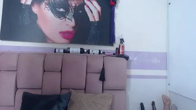 Snapshot of RoxetteMature chatting on October 2, 2025, 11:57 am RoxetteMature online show from October 2, 2025, 11:57 am