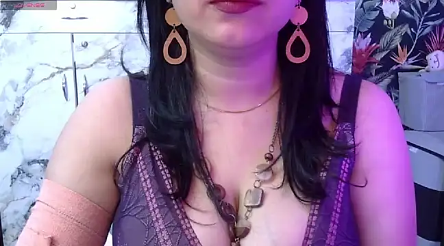 Snapshot of Hot_Soni143 chatting on February 1, 2025, 8:50 am Hot Soni143 online show from February 1, 2025, 8:50 am