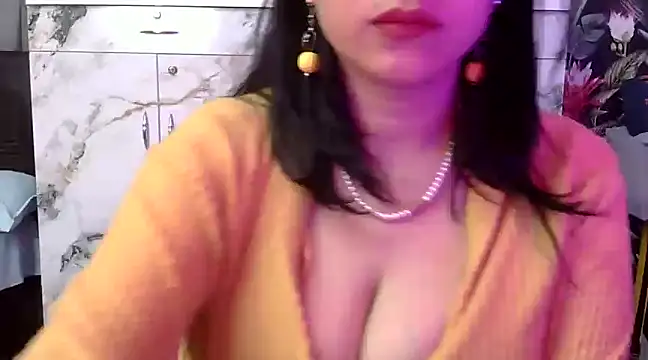 Snapshot of Hot_Soni143 chatting on February 9, 2025, 4:46 am Hot Soni143 online show from February 9, 2025, 4:46 am