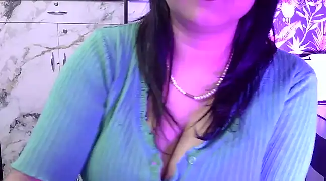 Snapshot of Hot_Soni143 chatting on March 2, 2025, 5:52 pm Hot Soni143 online show from March 2, 2025, 5:52 pm