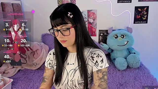 Snapshot of naoko_kirino chatting on December 18, 2025, 4:17 am naoko kirino online show from December 18, 2025, 4:17 am