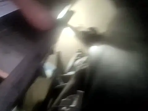 Snapshot of BreedingRaw chatting on February 6, 2026, 1:23 am BreedingRaw online show from February 6, 2026, 1:23 am