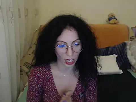 Emmatoo online show from December 2, 2025, 12:00 am