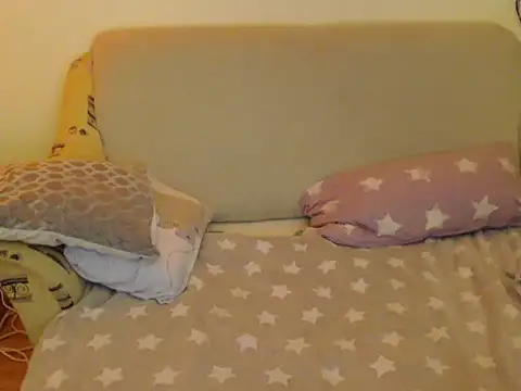 Emmatoo online show from February 6, 2026, 9:33 pm