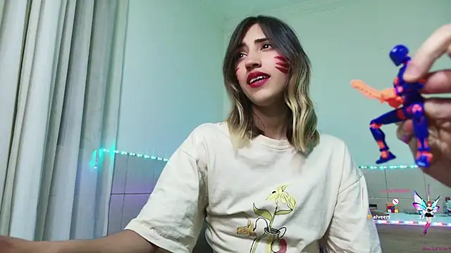 Snapshot of linnie_ chatting on September 19, 2025, 7:01 am linnie online show from September 19, 2025, 7:01 am