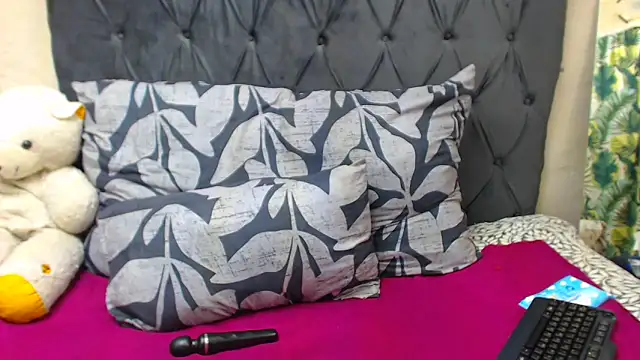 Snapshot of SAVAGExBOO chatting on January 25, 2025, 3:09 am SAVAGExBOO online show from January 25, 2025, 3:09 am