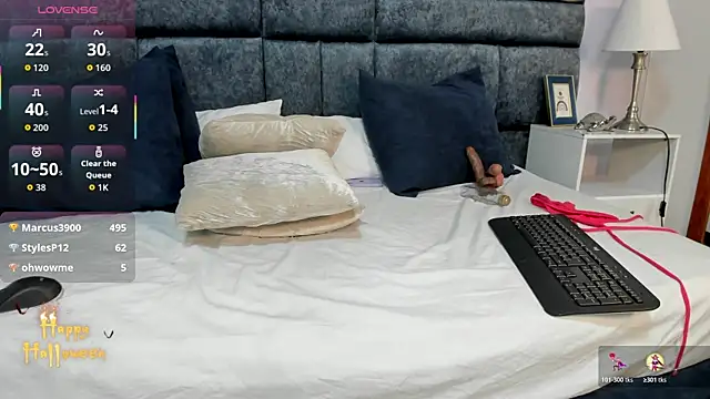 Snapshot of sofia_samuels chatting on November 2, 2025, 3:28 pm sofia samuels online show from November 2, 2025, 3:28 pm