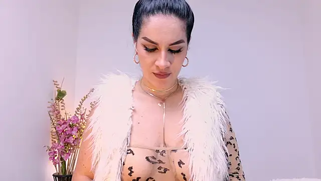 Pamela Rosal online show from December 2, 2025, 12:40 pm