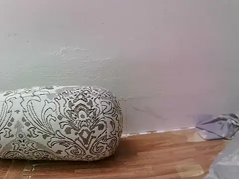 -SingleMom- online show from September 30, 2025, 4:24 pm