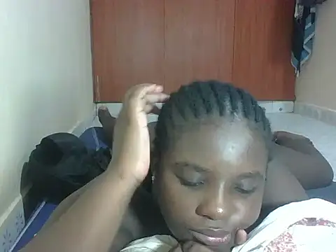 Snapshot of hotebbbyy chatting on May 2, 2026, 3:34 am hotebbbyy online show from May 2, 2026, 3:34 am