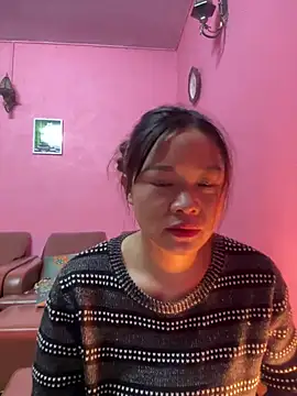 Hellen 111 online show from December 23, 2024, 2:50 pm