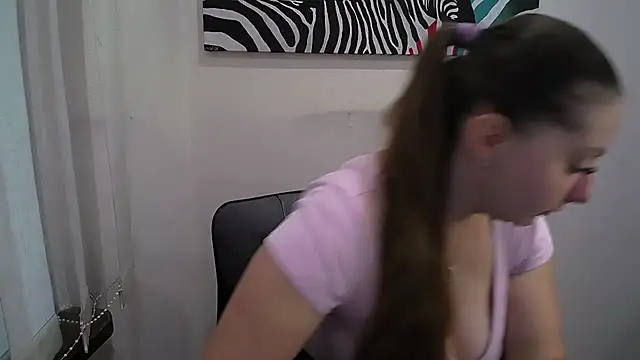 Snapshot of _Annabelle_Lee chatting on October 28, 2025, 7:40 am Annabelle Lee online show from October 28, 2025, 7:40 am