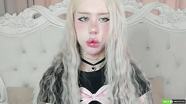 Snapshot of Joy_Barker chatting on November 11, 2025, 8:42 am Joy Barker online show from November 11, 2025, 8:42 am