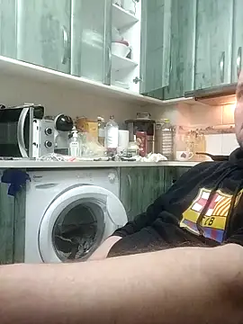 lobito1997 online show from February 26, 2026, 2:22 am