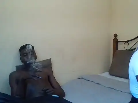 SmallGoodNut online show from January 7, 2026, 11:48 am