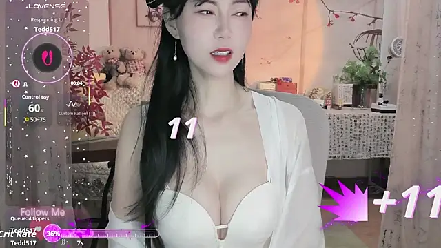 Snapshot of Lisa-s chatting on September 22, 2025, 12:27 am Lisa-s online show from September 22, 2025, 12:27 am
