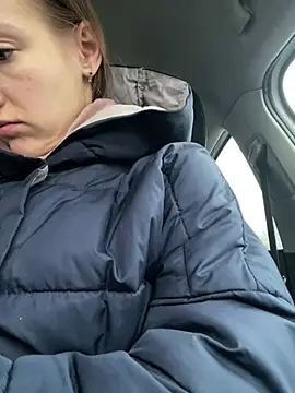 KateRedgar online show from March 13, 2025, 2:12 pm