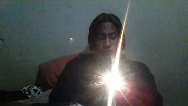 Moorella1 online show from September 28, 2025, 9:33 pm