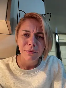 Snapshot of tanyagrey chatting on October 31, 2025, 6:43 am tanyagrey online show from October 31, 2025, 6:43 am