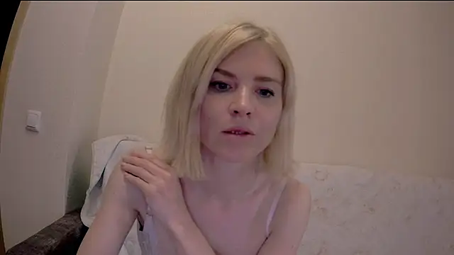 Snapshot of Eva_vagner chatting on September 21, 2025, 10:09 am Eva vagner online show from September 21, 2025, 10:09 am