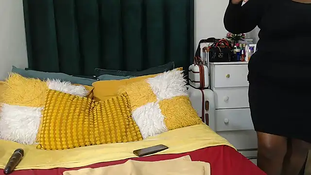 GaggingQueenxx online show from May 10, 2026, 2:19 pm
