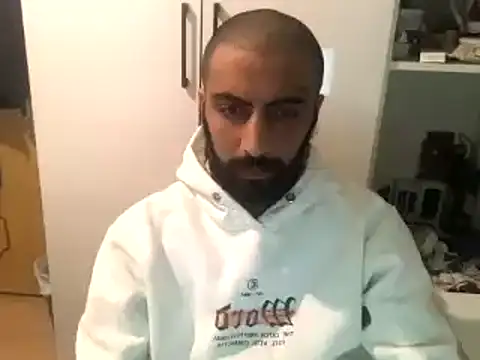 MasterKARATASSAKK online show from February 28, 2025, 8:28 pm