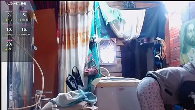 Snapshot of Alanagracia chatting on October 25, 2025, 1:34 pm Alanagracia online show from October 25, 2025, 1:34 pm