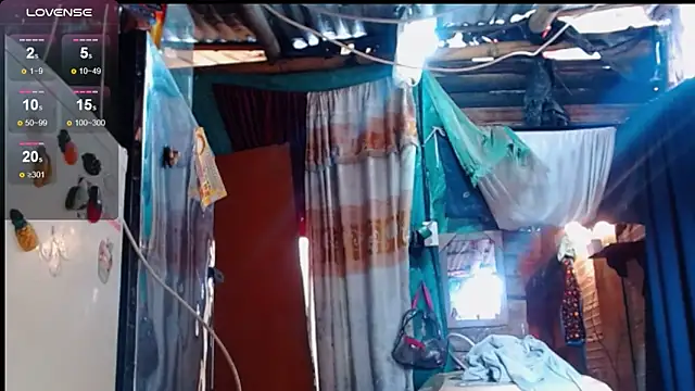 Snapshot of Alanagracia chatting on November 6, 2025, 1:15 pm Alanagracia online show from November 6, 2025, 1:15 pm