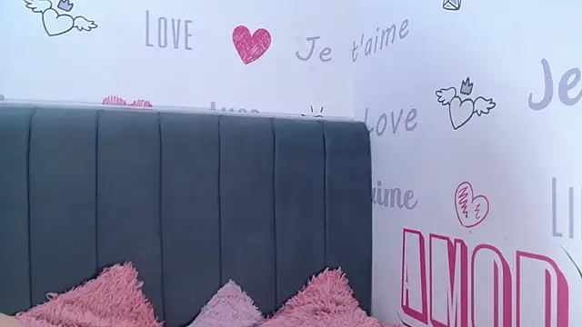 KittyBrookex online show from October 30, 2025, 2:04 pm