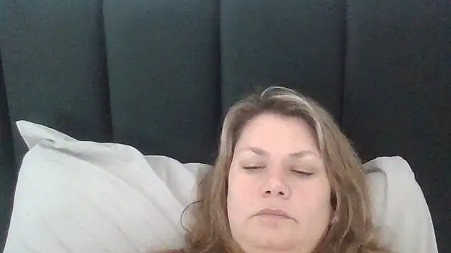 Snapshot of agatadominatrix1 chatting on September 30, 2025, 1:11 am agatadominatrix1 online show from September 30, 2025, 1:11 am