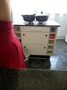 lamorbosa37 online show from April 15, 2026, 10:54 am