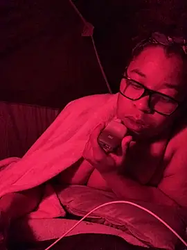 bustypothead online show from February 25, 2025, 7:20 am