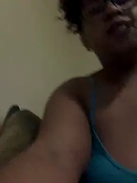 bustypothead online show from October 6, 2025, 1:18 am