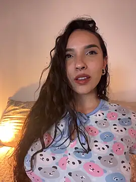 ThaliaRivera  online show from March 18, 2026, 5:32 am