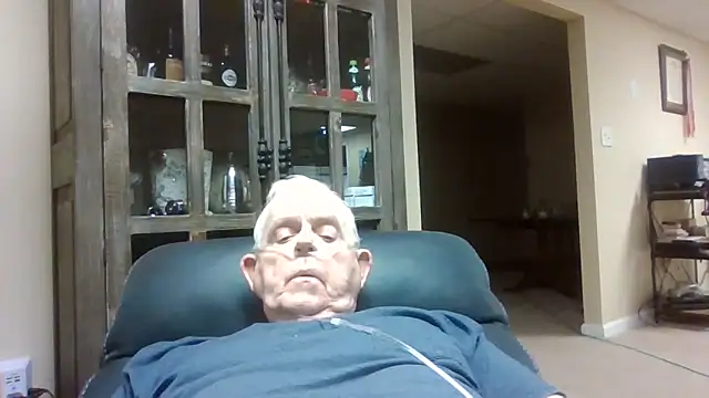 bootlegmanz online show from November 7, 2025, 1:59 pm