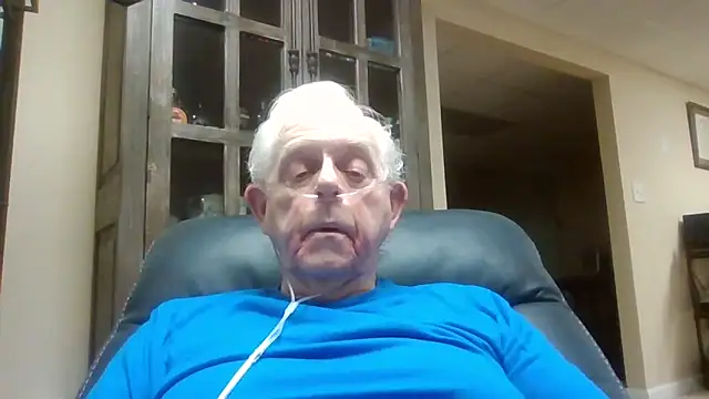 Snapshot of bootlegmanz chatting on March 10, 2026, 6:12 pm bootlegmanz online show from March 10, 2026, 6:12 pm