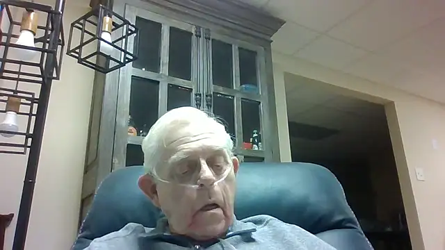 Snapshot of bootlegmanz chatting on January 15, 2026, 3:48 pm bootlegmanz online show from January 15, 2026, 3:48 pm