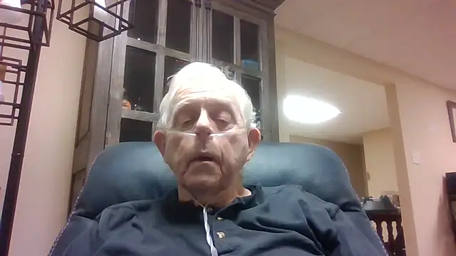 Snapshot of bootlegmanz chatting on February 6, 2026, 12:45 pm bootlegmanz online show from February 6, 2026, 12:45 pm