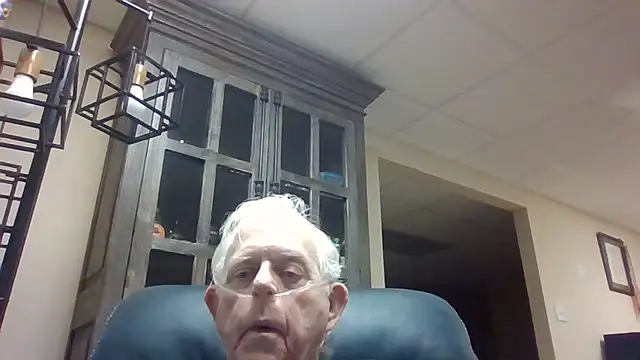 Snapshot of bootlegmanz chatting on February 25, 2026, 6:08 pm bootlegmanz online show from February 25, 2026, 6:08 pm