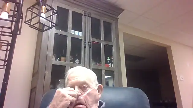 bootlegmanz online show from October 27, 2025, 1:45 pm