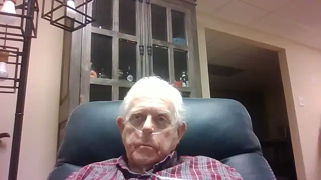 Snapshot of bootlegmanz chatting on March 18, 2026, 11:16 pm bootlegmanz online show from March 18, 2026, 11:16 pm